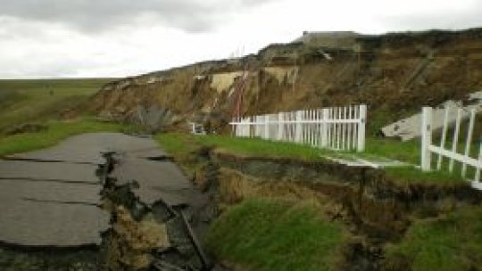 Refacerea pistei aeroportului din Sibiu, pe banii executanţilor
