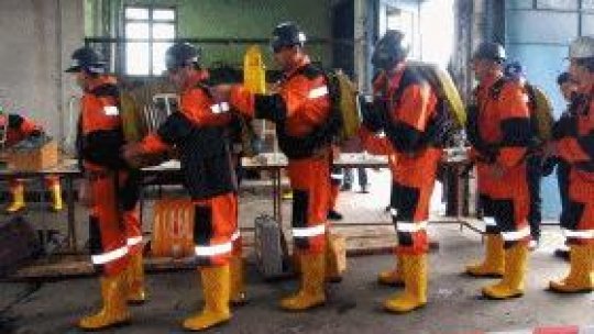 Salvatorii s-au întrecut la Petroşani