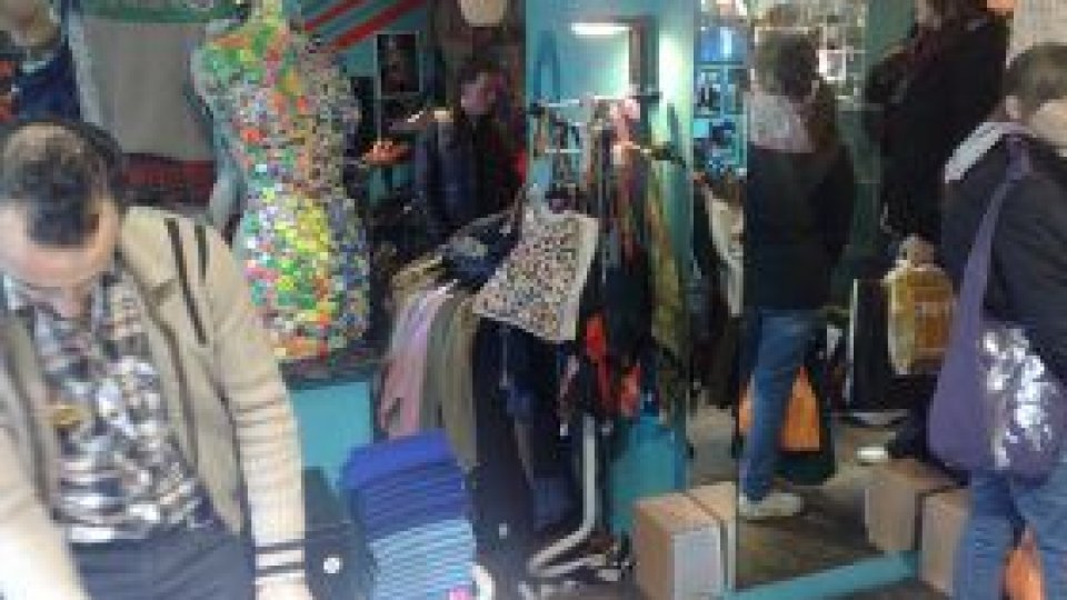 Modă nouă, cu haine vechi