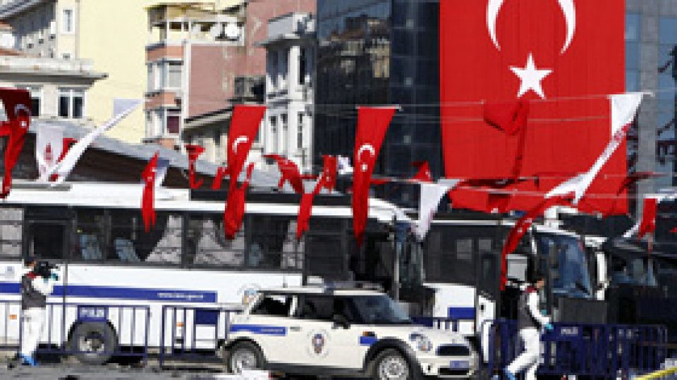 O explozie în Istanbul răneşte cel puţin 32 persoane