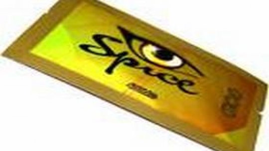 Consumul de droguri a crescut, vârsta consumatorilor a scăzut