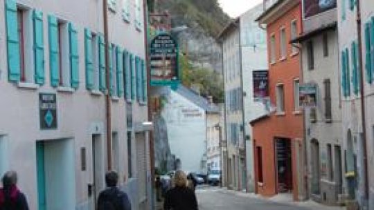 Care mai de care - 13 noiembrie 2010