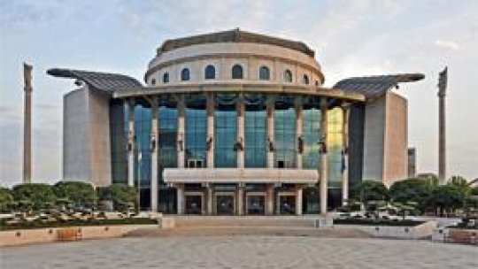 "Un alt spaţiu" pentru recepţia de 1 decembrie la Budapesta