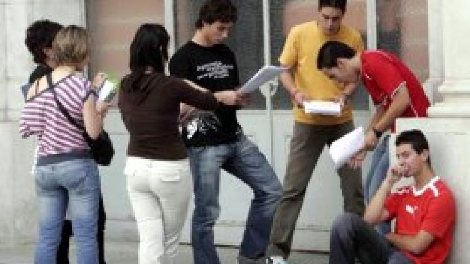 Primul pas în viaţă pentru tineri