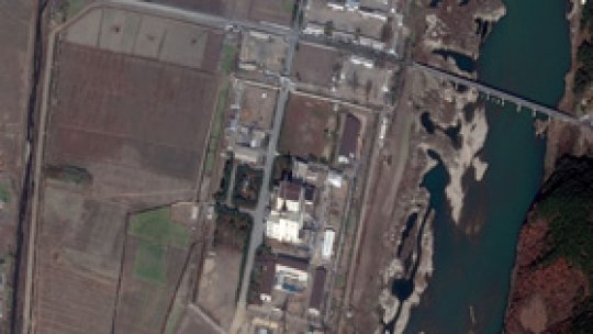 Coreea de Nord "construieşte un nou reactor nuclear"