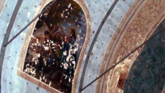 Biserică în paragină