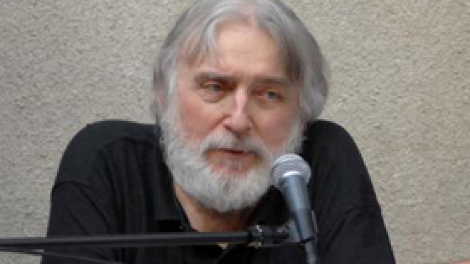 Cultural personalities mourn Adrian Păunescu"s death.