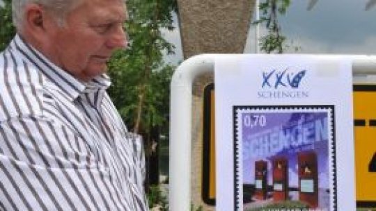 Albanezii şi bosniacii, fără vize în spaţiul Schengen