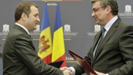 România şi R. Moldova au semnat tratatul de frontieră