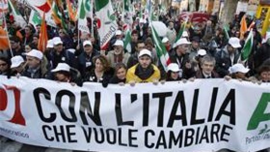 Proteste în Italia împotriva guvernului Berlusconi