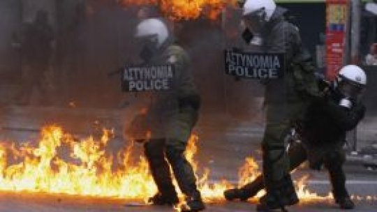 Proteste violente la Atena
