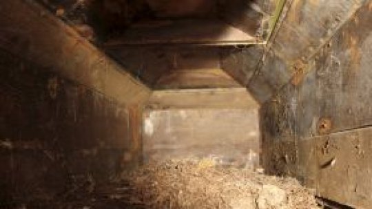 90 de mii de dolari pentru sicriul "ucigaşului" lui Kennedy