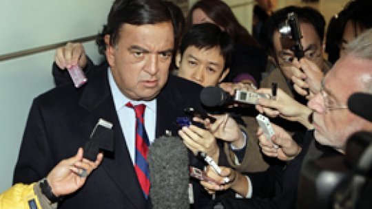 Phenianul anunţă concesii prin intermediari