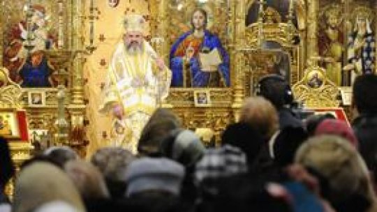 Creştinii serbează pe 25 decembrie Naşterea Domnului