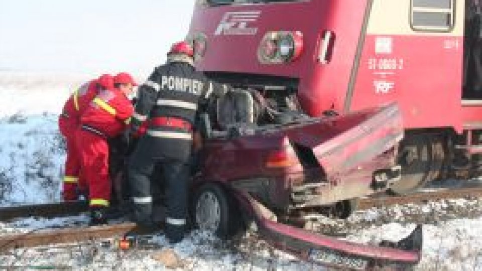 Patru persoane, decedate într-un accident feroviar