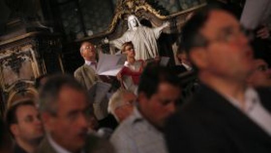 Serbare a comunităţii româneşti din Paris