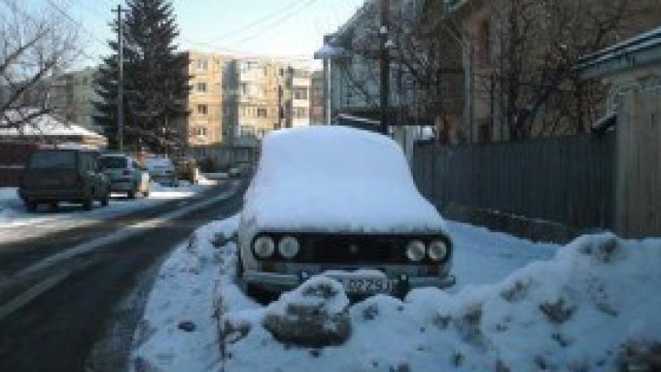 Zăpada din Bucureşti "nu conţine poluanţi peste limite"