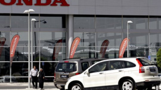 Maşinile Honda şi Toyota, chemate în service