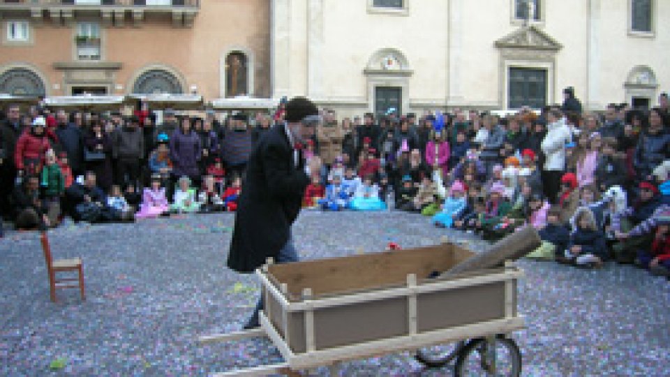Hitler şi Mussolini, interzişi la Carnavalul de la Roma