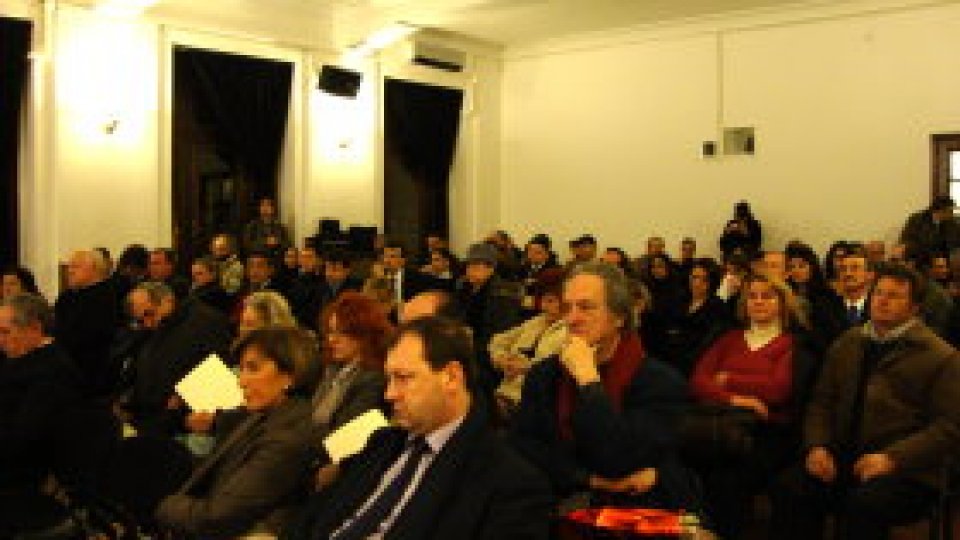 Italienii vor în România