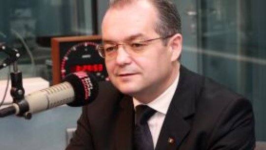 Emil Boc: "Locul de muncă al românului", prioritar