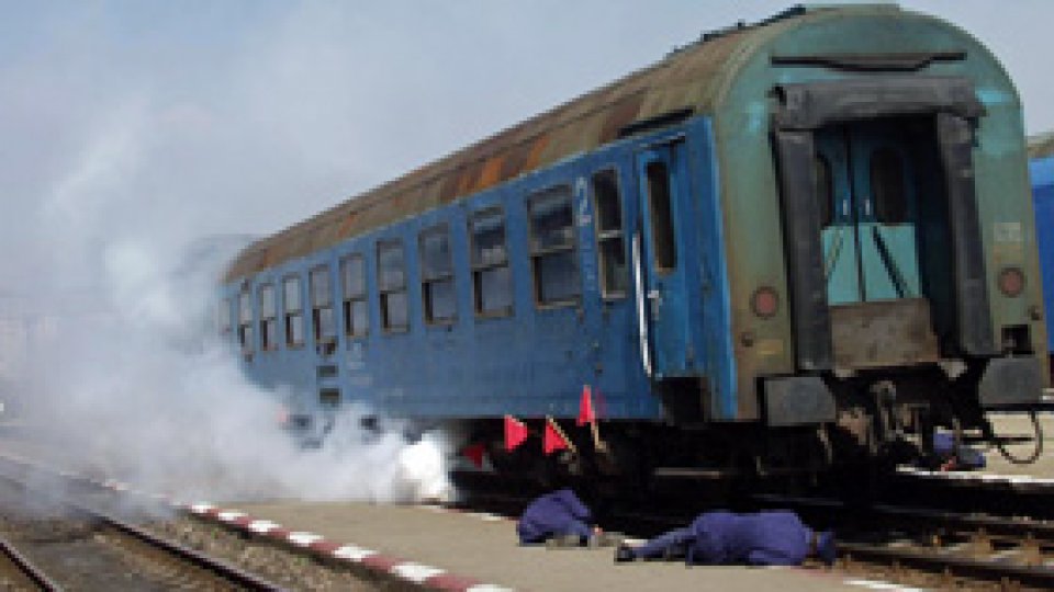 Incendiu la vagonul unui tren personal