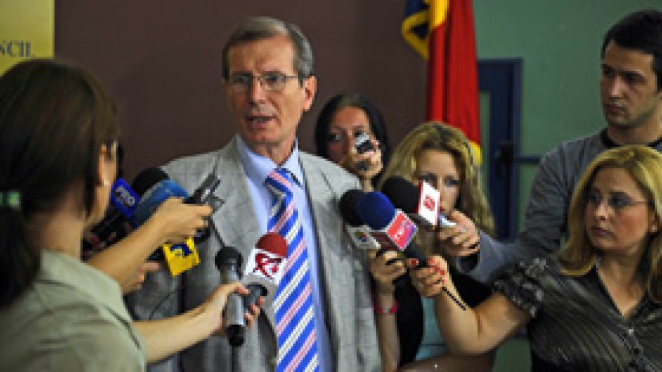 Sindicatele din administraţie anunţă suspendarea grevei