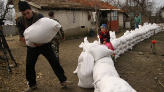 Nivelul Dunării rămâne ridicat până luni