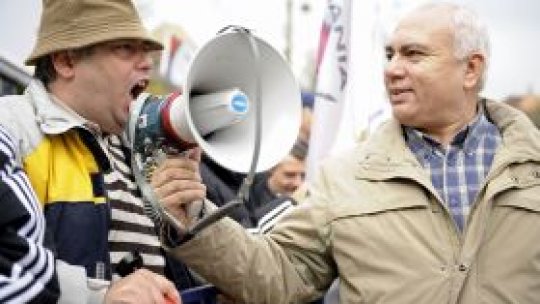 Săptămână de pichetări, mitinguri şi greve