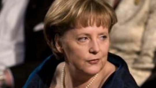 Merkel consideră că ajutarea Greciei nu este o soluţie bună