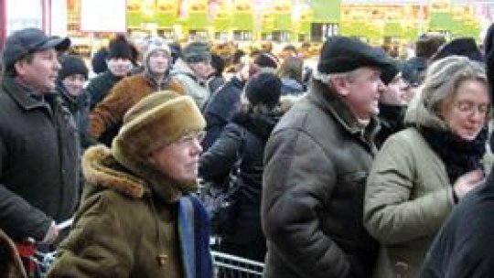 La noi, lăcomia și prostia rămân neclintite