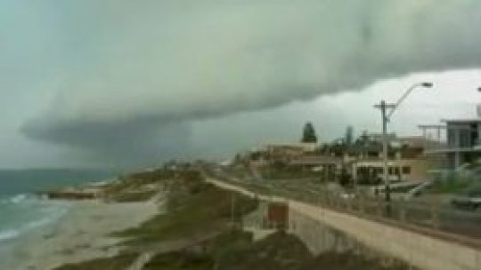 Grindină "cât oul de gâscă"