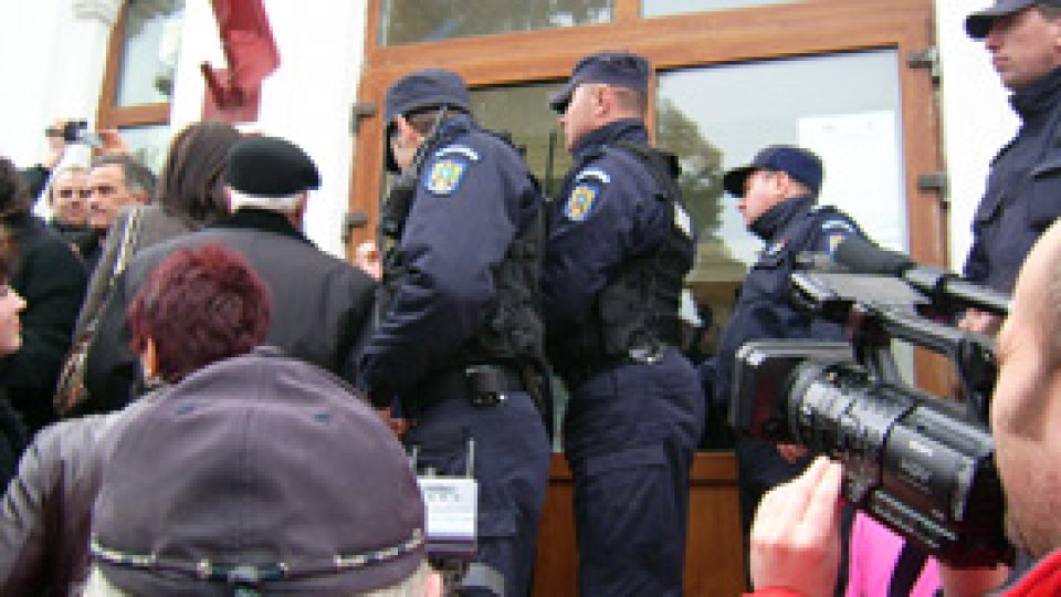 Buzău: părinţii susţin cauza profesorilor