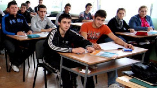 Elevii ieşeni, angajaţi pentru o zi