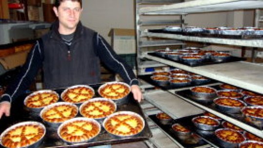 Poftiţi la cozonac şi pască!