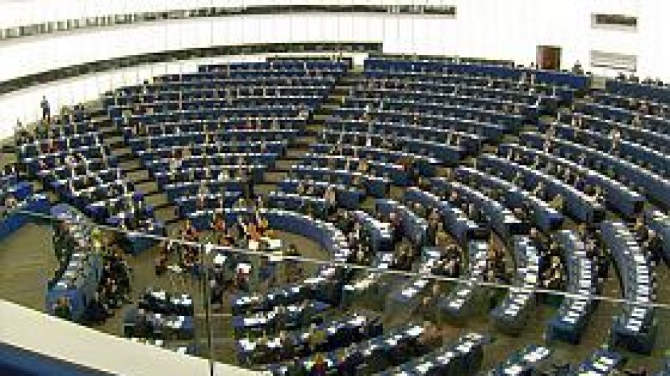 Comisia Europeană blochează fonduri pentru România
