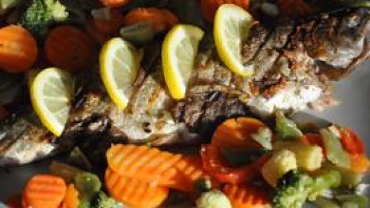 Sunteți în criză de subiecte? Vorbiți despre mâncare!