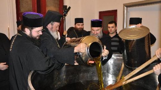 Sfinţirea Marelui Mir la Patriarhia Română