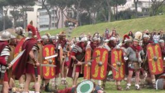 Dacii şi romanii din România "s-au luptat" la Roma
