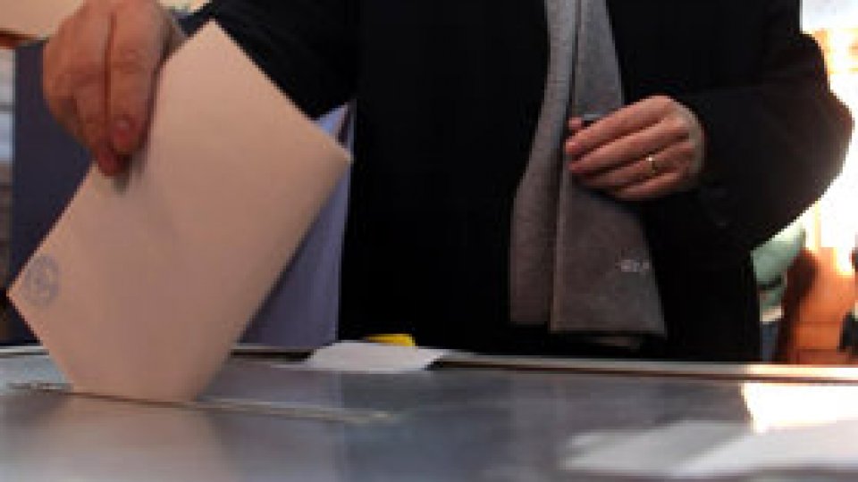 În aşteptarea votului