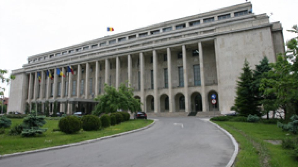Lista directorilor repuşi în funcţie