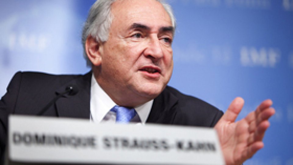 Economia mondială îşi revine "diferenţiat"