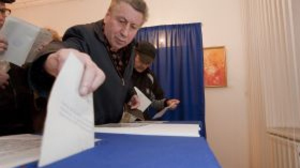 Prezenţă scăzută la alegerile din colegiul 19 - Bucureşti