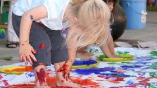 Colţul Părinţilor - Copiii şi munca artistică
