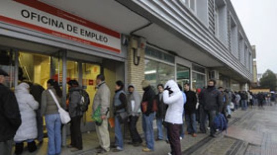 Şomajului din Spania depăşeşte 20 %