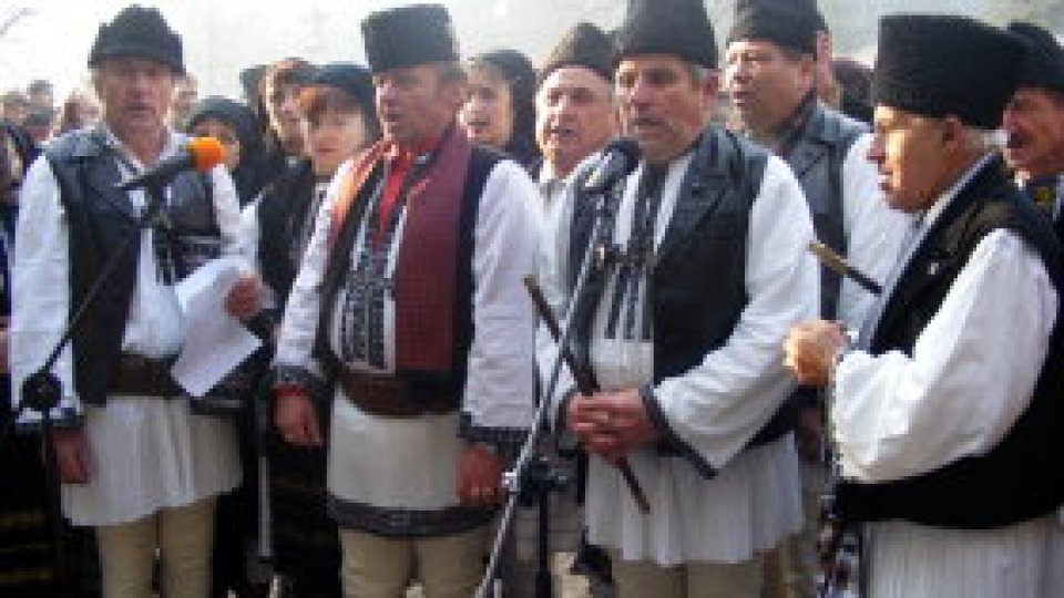 Momârlanii au început nedeile