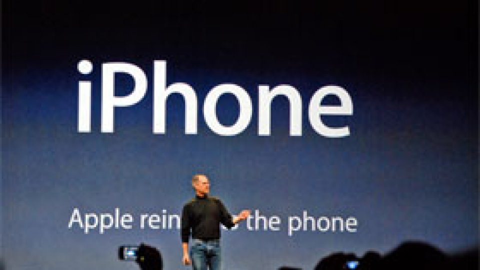 Noul iPhone OS, slalom printre aplicaţii