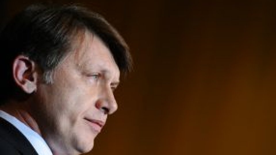 PSD şi PNL, dezacord în privinţa măsurilor de austeritate