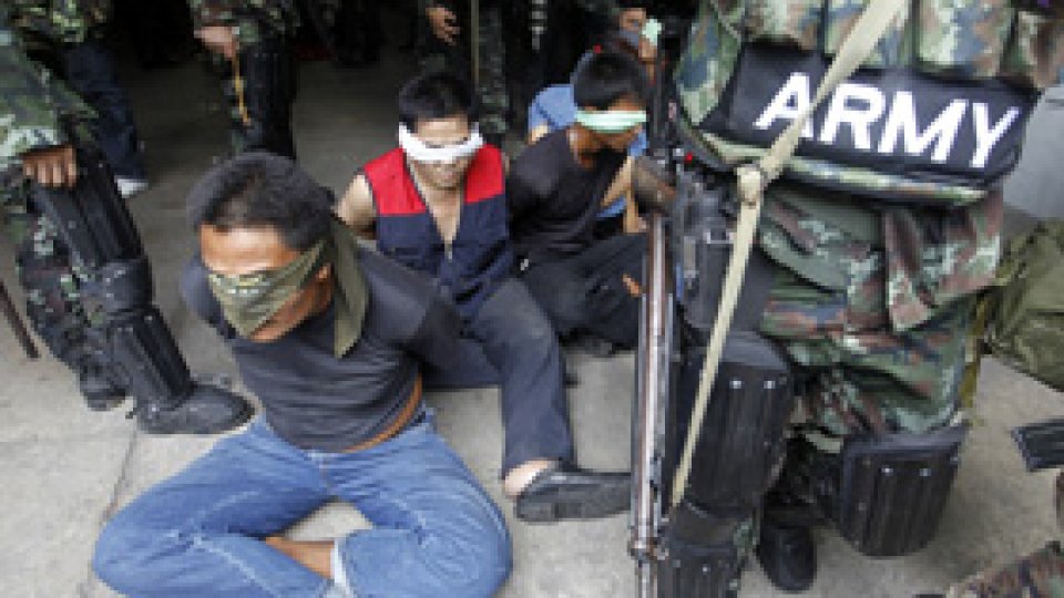 Liderii protestatarilor din Thailanda s-au predat