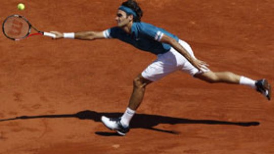Federer începe cu dreptul la Roland Garros
